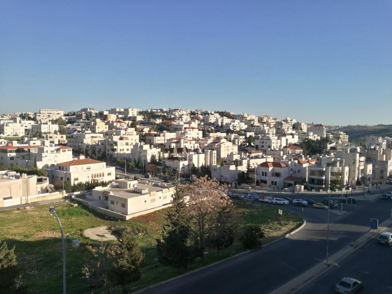 Dair Ghbar Gate Apartments 安曼 外观 照片