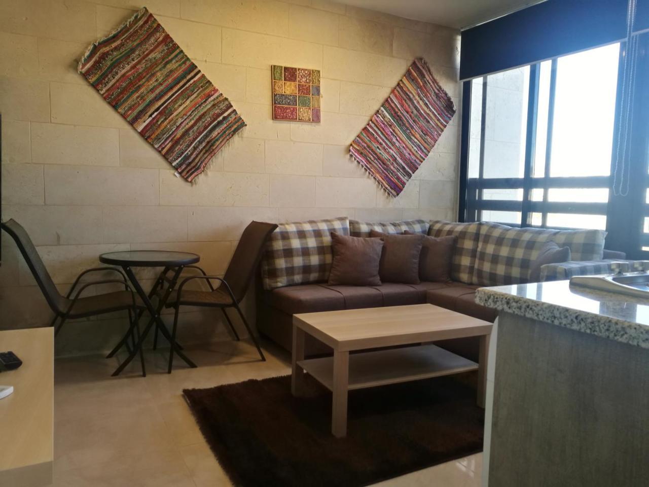Dair Ghbar Gate Apartments 安曼 外观 照片